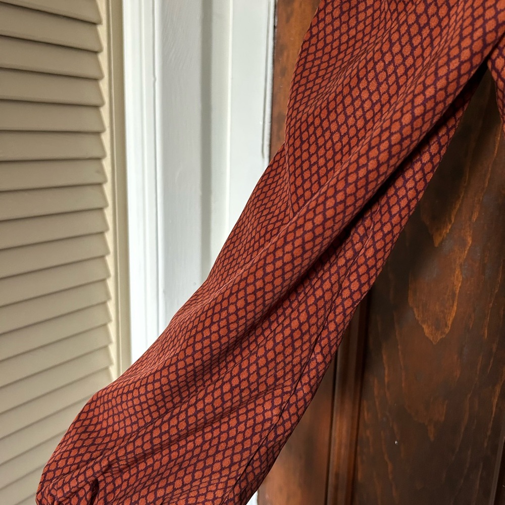 Levi's Rust Patterned Blouse - Picture 3 of 3
